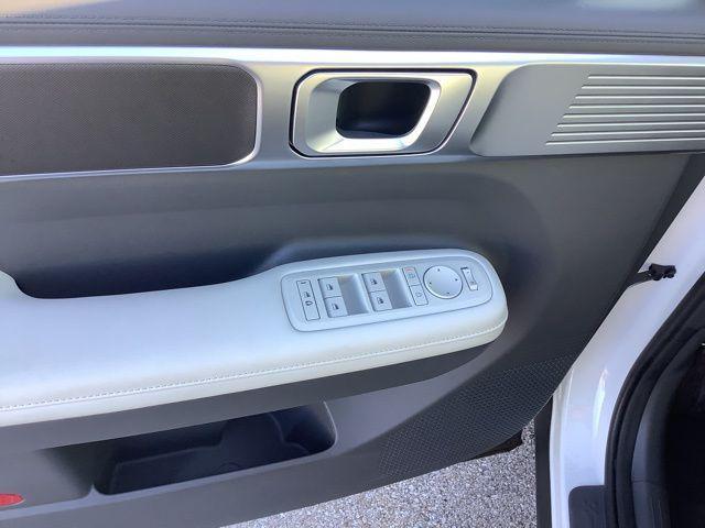 used 2025 Hyundai Santa Fe car, priced at $37,930