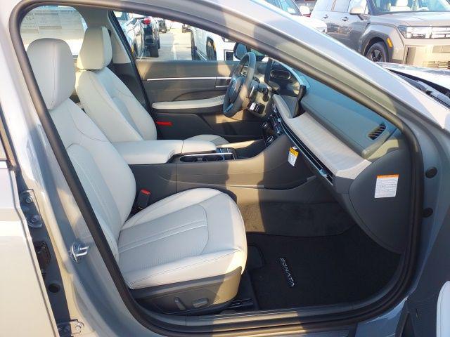 new 2026 Hyundai Sonata Hybrid car, priced at $40,050
