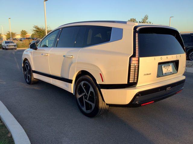 new 2026 Hyundai IONIQ 9 car, priced at $77,600