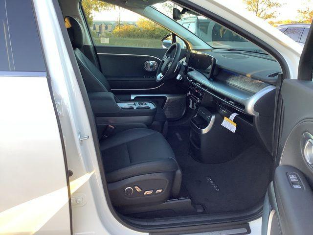 new 2026 Hyundai IONIQ 9 car, priced at $77,600