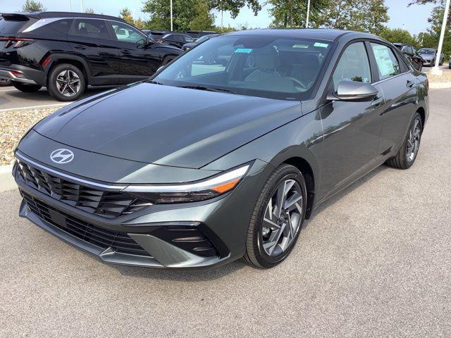 new 2025 Hyundai ELANTRA HEV car, priced at $31,655