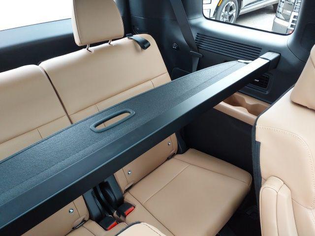 new 2026 Hyundai SANTA FE HEV car, priced at $50,925