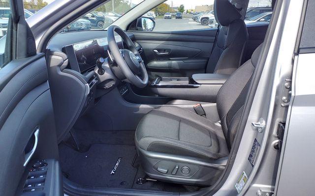 new 2026 Hyundai TUCSON Hybrid car, priced at $36,455