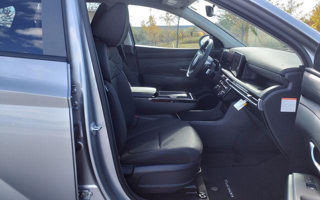 new 2026 Hyundai TUCSON Hybrid car, priced at $36,455