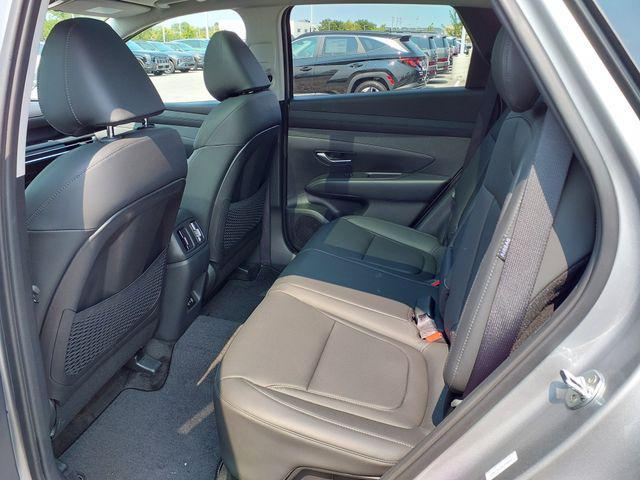 new 2025 Hyundai TUCSON Hybrid car, priced at $39,100