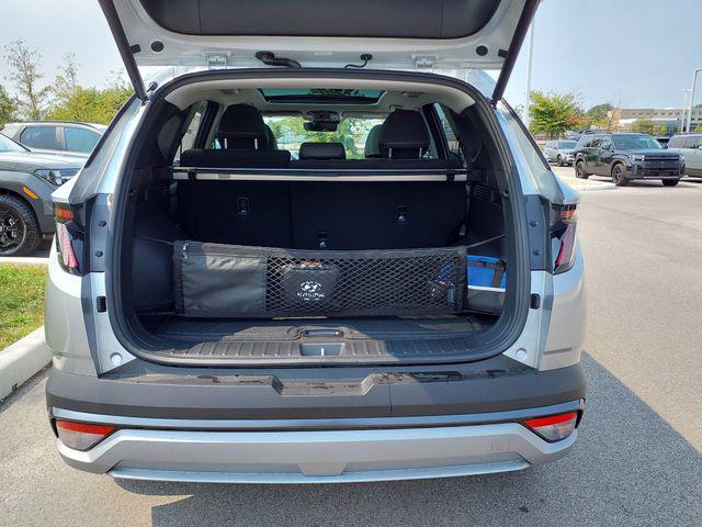 new 2025 Hyundai TUCSON Hybrid car, priced at $39,100