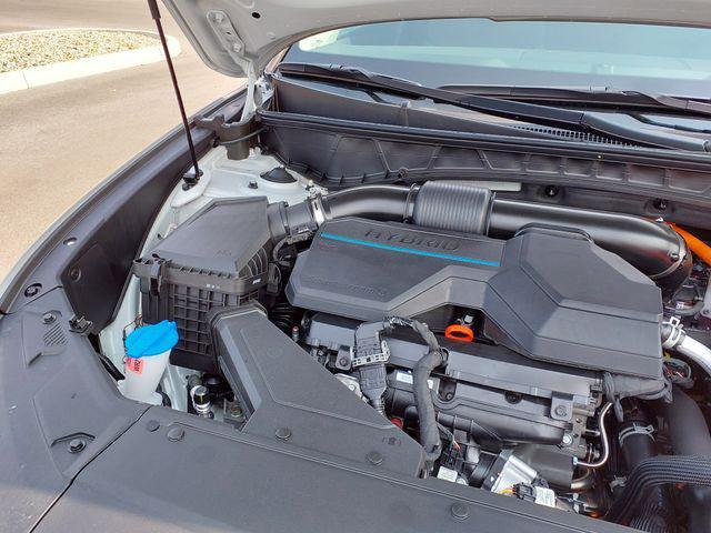 new 2025 Hyundai TUCSON Hybrid car, priced at $39,100