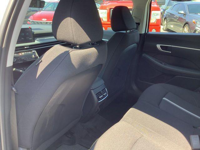 new 2025 Hyundai Sonata Hybrid car, priced at $33,653