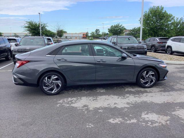 new 2025 Hyundai Elantra car, priced at $28,625
