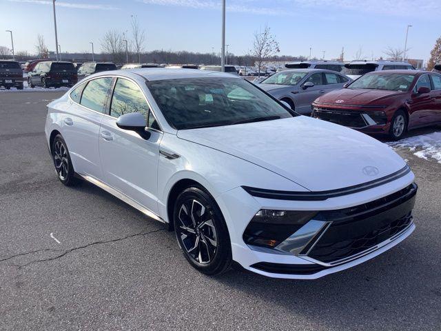 used 2025 Hyundai Sonata car, priced at $28,773