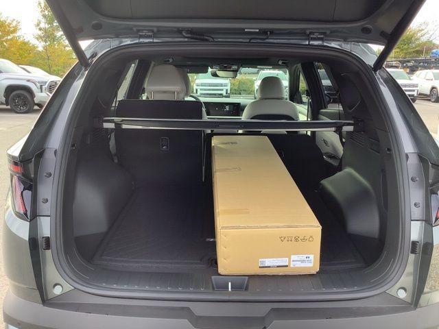 new 2026 Hyundai TUCSON Hybrid car, priced at $44,620