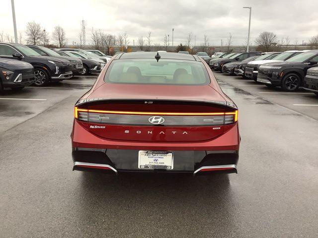 new 2026 Hyundai Sonata Hybrid car, priced at $40,400