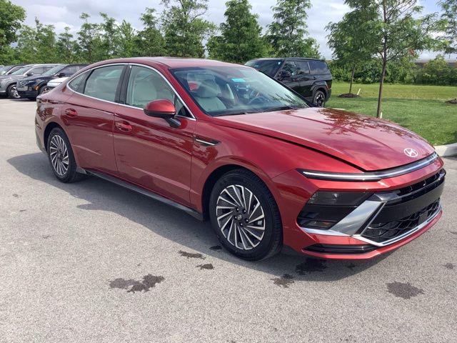 new 2025 Hyundai Sonata Hybrid car, priced at $33,540
