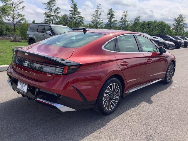 new 2025 Hyundai Sonata Hybrid car, priced at $33,540