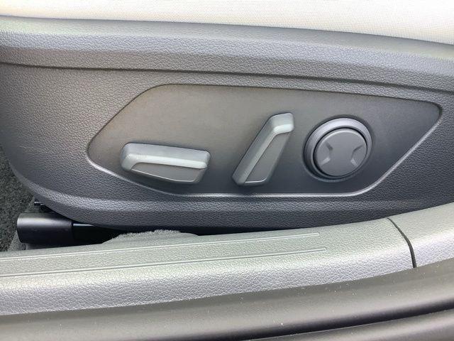 new 2026 Hyundai Sonata Hybrid car, priced at $34,095