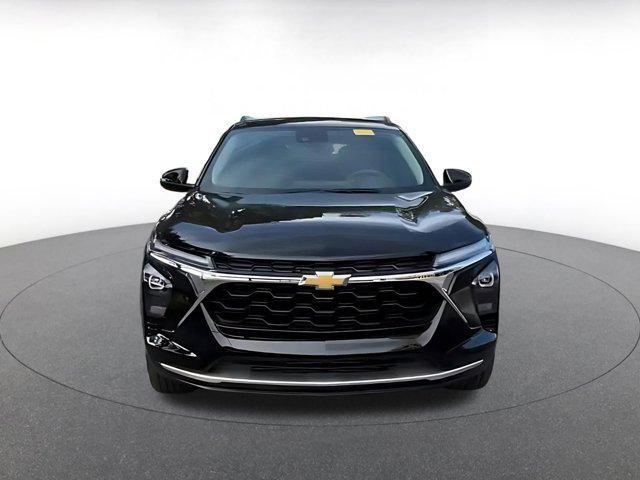 used 2025 Chevrolet Trax car, priced at $20,718