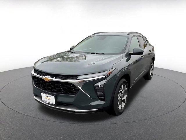 used 2025 Chevrolet Trax car, priced at $20,810