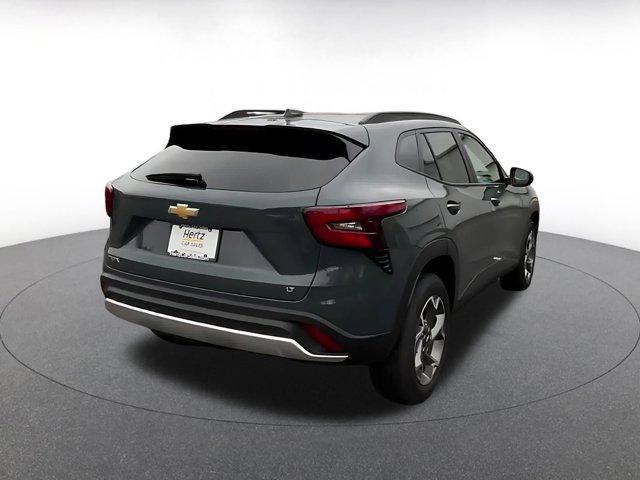 used 2025 Chevrolet Trax car, priced at $20,810