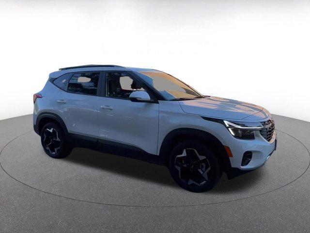 used 2025 Kia Seltos car, priced at $20,272