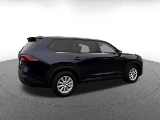 used 2025 Toyota Highlander car, priced at $42,400