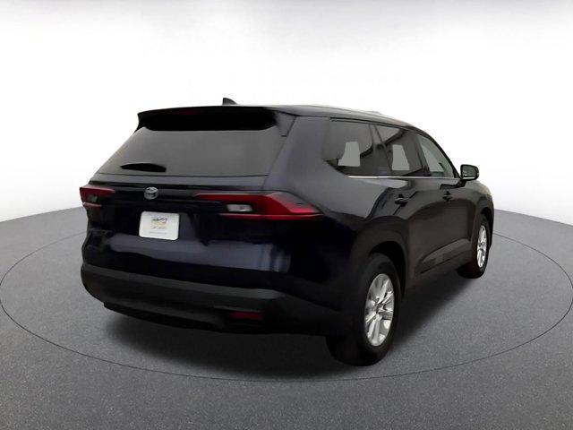 used 2025 Toyota Highlander car, priced at $42,400