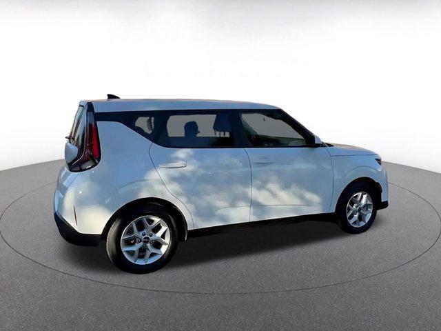 used 2025 Kia Soul car, priced at $17,986