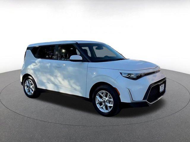 used 2025 Kia Soul car, priced at $17,986