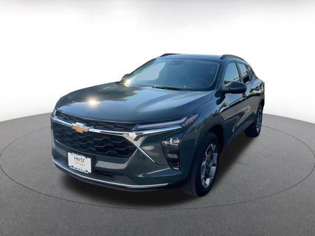 used 2025 Chevrolet Trax car, priced at $19,567