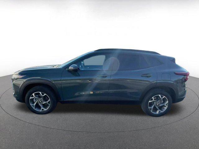 used 2025 Chevrolet Trax car, priced at $19,567