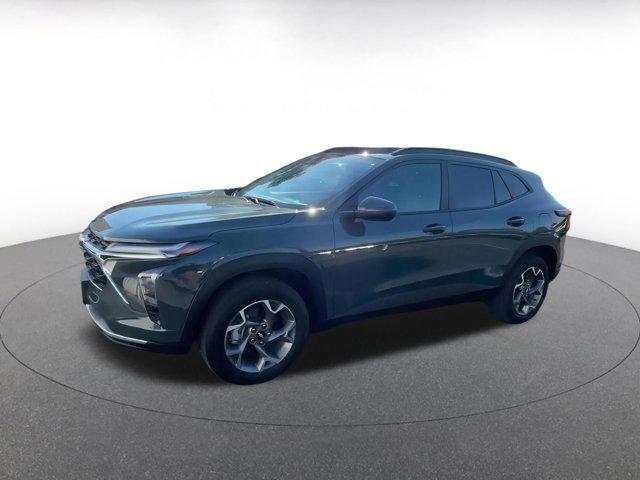 used 2025 Chevrolet Trax car, priced at $19,567