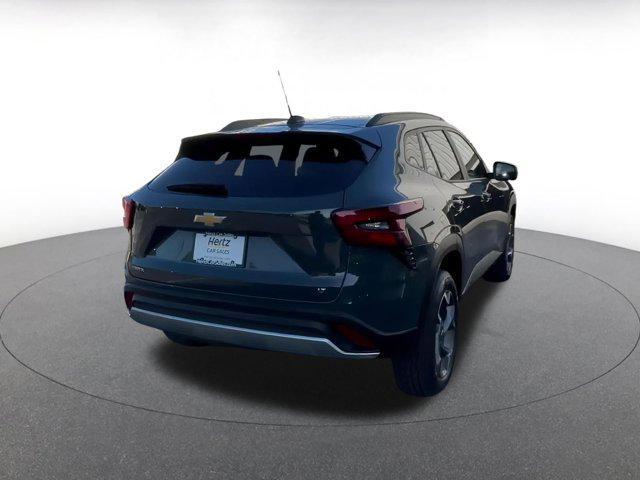 used 2025 Chevrolet Trax car, priced at $19,567