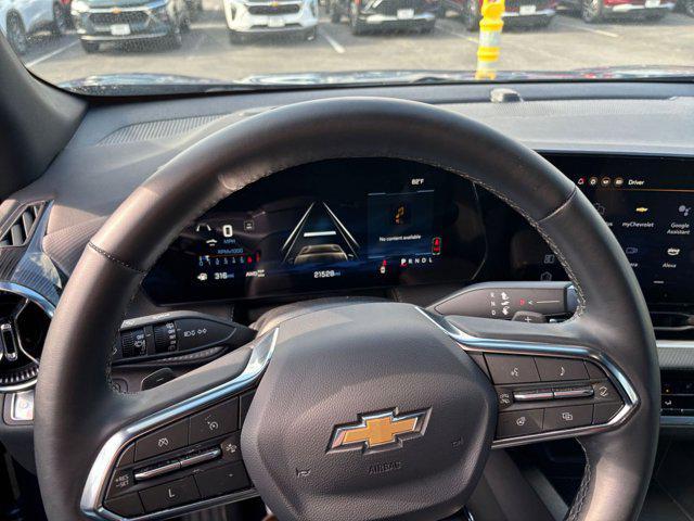 used 2025 Chevrolet Equinox car, priced at $24,735