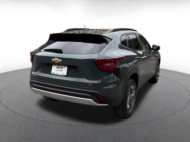used 2025 Chevrolet Trax car, priced at $20,189