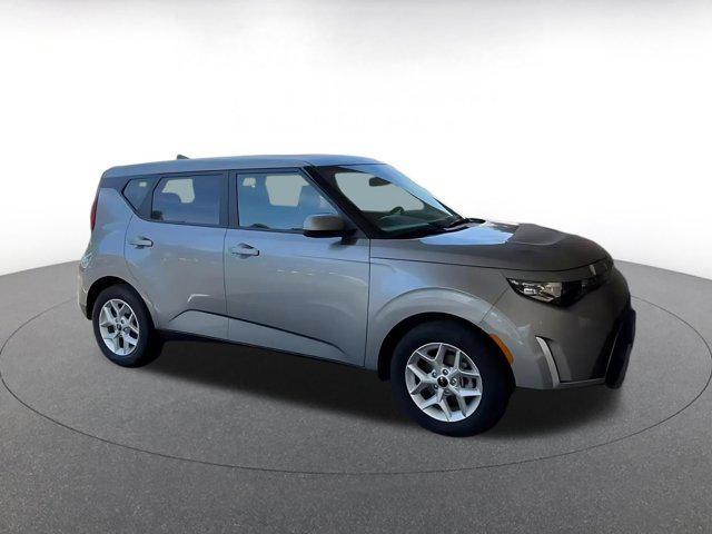 used 2025 Kia Soul car, priced at $17,291