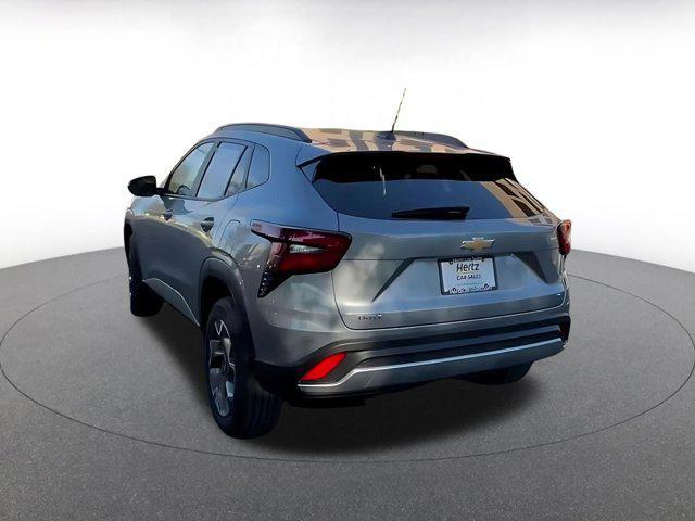 used 2025 Chevrolet Trax car, priced at $20,374