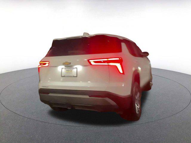 used 2025 Chevrolet Equinox car, priced at $22,618