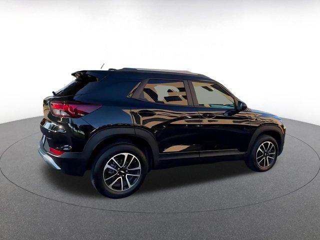 used 2025 Chevrolet TrailBlazer car, priced at $22,348