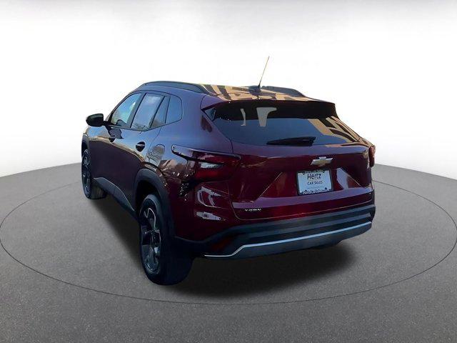 used 2025 Chevrolet Trax car, priced at $20,886