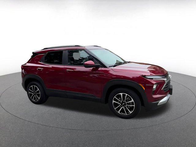 used 2025 Chevrolet TrailBlazer car, priced at $20,694