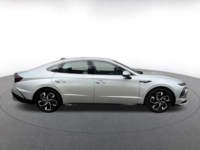 used 2025 Hyundai Sonata car, priced at $20,602