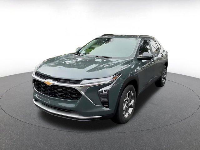 used 2025 Chevrolet Trax car, priced at $20,253