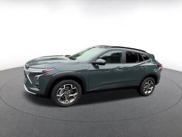used 2025 Chevrolet Trax car, priced at $20,253