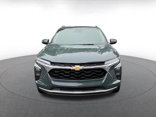 used 2025 Chevrolet Trax car, priced at $20,253