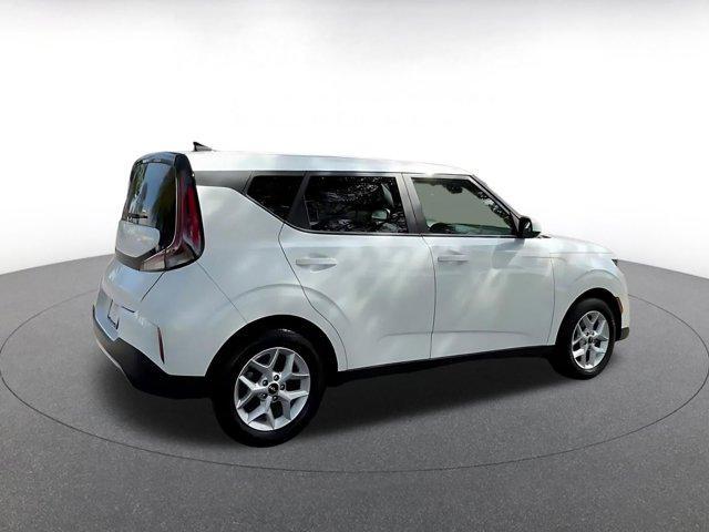 used 2025 Kia Soul car, priced at $17,327