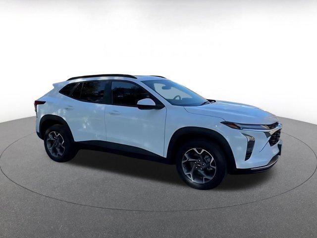 used 2025 Chevrolet Trax car, priced at $20,689