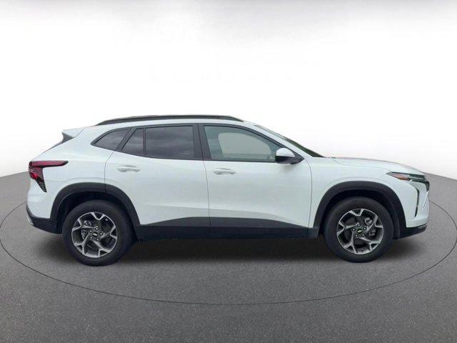 used 2025 Chevrolet Trax car, priced at $21,017