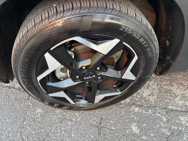 used 2025 Kia Seltos car, priced at $20,629