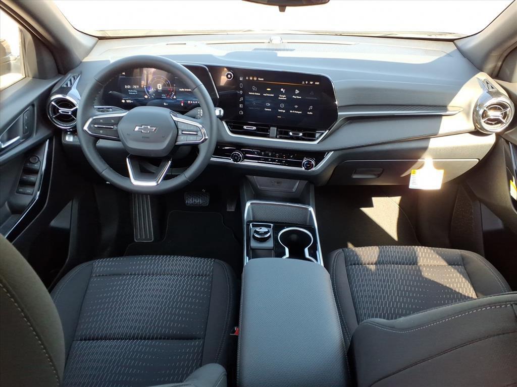 new 2026 Chevrolet Equinox car, priced at $31,840