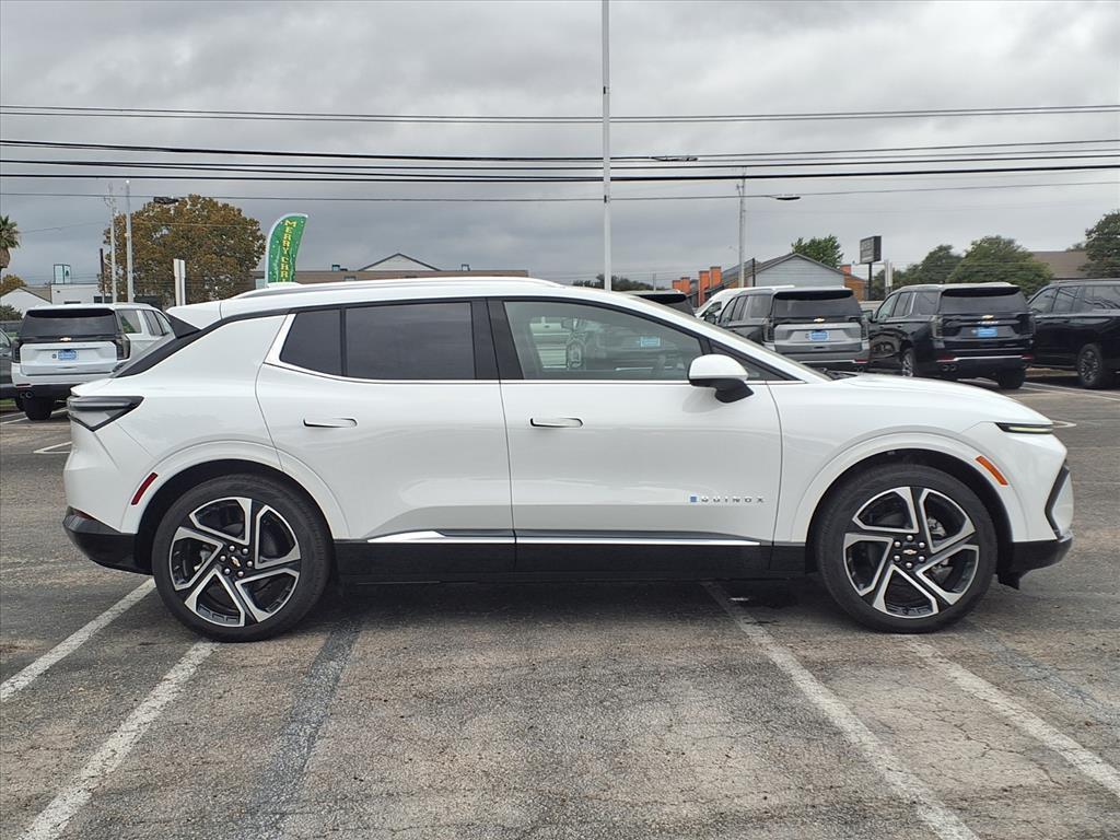 new 2026 Chevrolet Equinox EV car, priced at $39,087