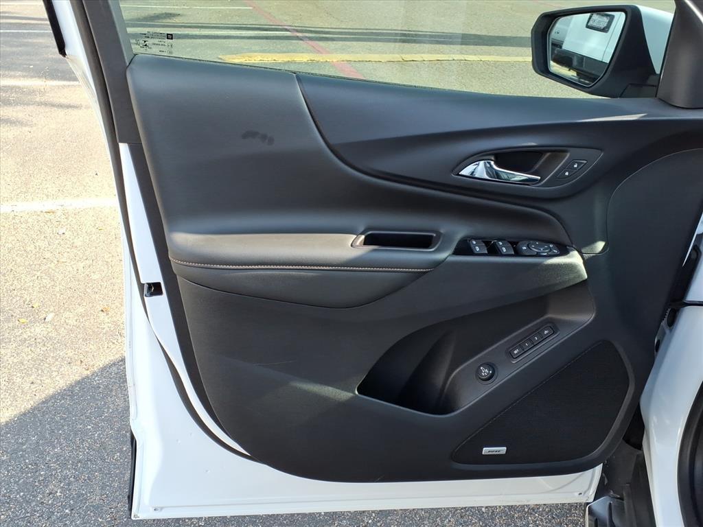 used 2022 Chevrolet Equinox car, priced at $26,966